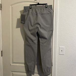 Lululemon New with tags, ABC Wool Blend Jogger, size large, color grey